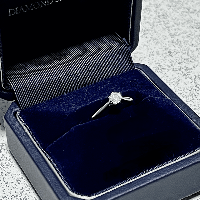 【銀座ダイヤモンドシライシの口コミ】 プロポーズリングを提供しているブライダルリングのブランドがほとんど存…