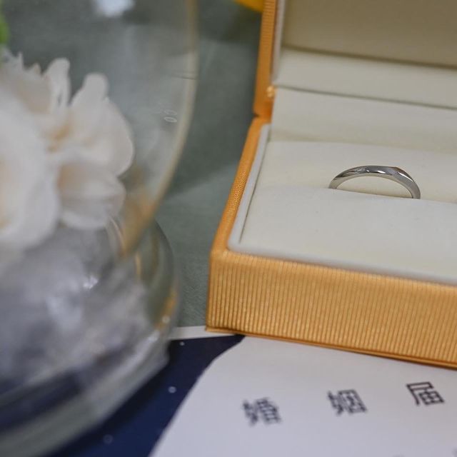 【ケイウノ ブライダル(K.UNO BRIDAL)の口コミ】 シンプルだけどシンプルすぎない指輪を探していました。指があまり細くな…