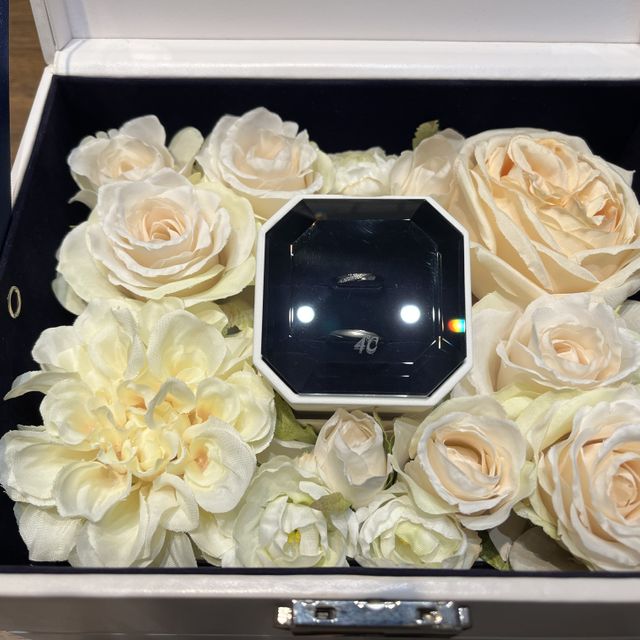 【4℃ BRIDAL(ヨンドシーブライダル)の口コミ】 ブランドで決めた。いま付けているブランドが好きで、特に希望がお互いな…