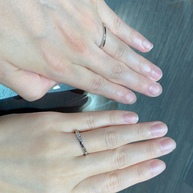 【ROYAL ASSCHER(ロイヤル・アッシャー)の口コミ】 つけた時に華奢で上品な印象に見えるところが気に入っています！
5.5号の…