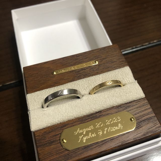 【voulez vous(ヴーレ・ヴー)の口コミ】 結婚指輪らしくないものを探していました。個性的すぎず、でも人とはちょ…