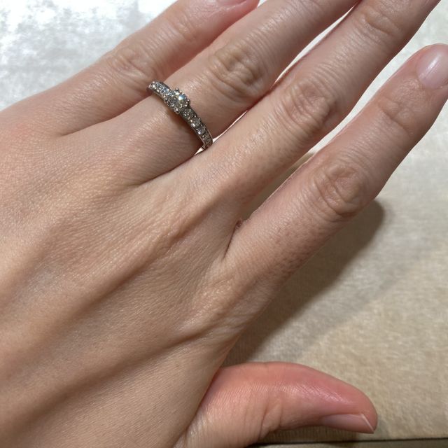 【ブルガリ(BVLGARI)の口コミ】 ブルガリらしい、ザ宝飾品！な豪華な作りにうっとりしました。ブルガリブ…