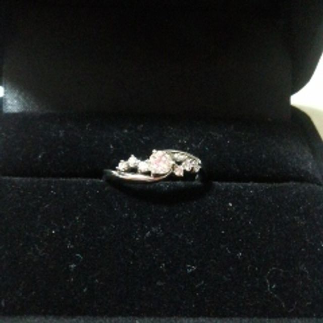 【Galopine & Galopin(ガロピーネガロパン)の口コミ】 別にディズニーファンと言うわけでもなかったのですが、お店でこの指輪を…