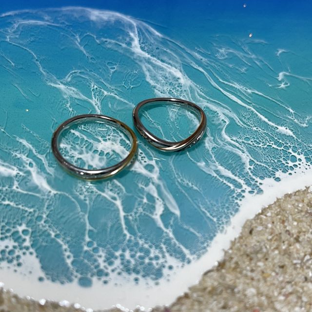 【ケイウノ ブライダル(K.UNO BRIDAL)の口コミ】 細かくて見えませんが、イニシャル、誕生石、誕生花、好きな文字に模様、…