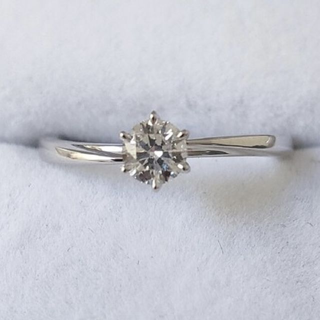 【俄(にわか)の口コミ】 それぞれのデザインにストーリーがあり、二人の想い出に合わせて選ぶこと…