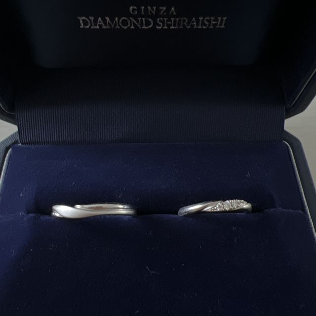 【銀座ダイヤモンドシライシの口コミ】 シンプルだけど、ダイヤがキラリと上品に輝いていて素敵だなと思ったから…