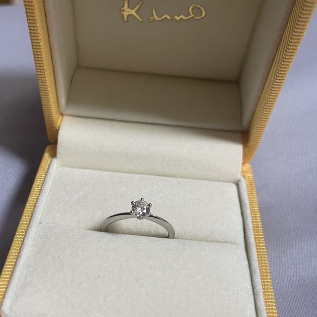 【ケイウノ ブライダル(K.UNO BRIDAL)の口コミ】 私の指は、細く、手も小さいので、自分の指にしっくりくるものがなかなか…