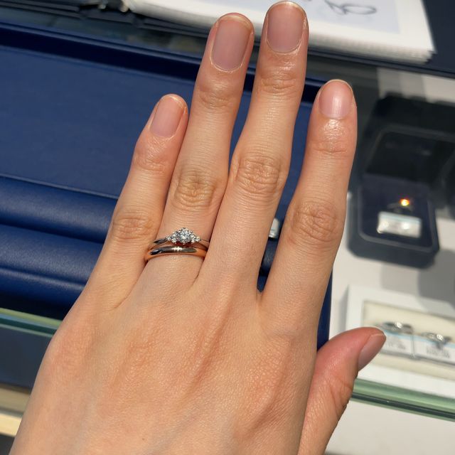 【銀座ダイヤモンドシライシの口コミ】 初めは安さを重視しておりましたが、最終的には付け心地やデザインを重視…