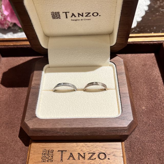 【TANZO.(鍛造指輪)の口コミ】 指輪をフルオーダーできるとのことで、指輪のイメージも全くできてなかっ…
