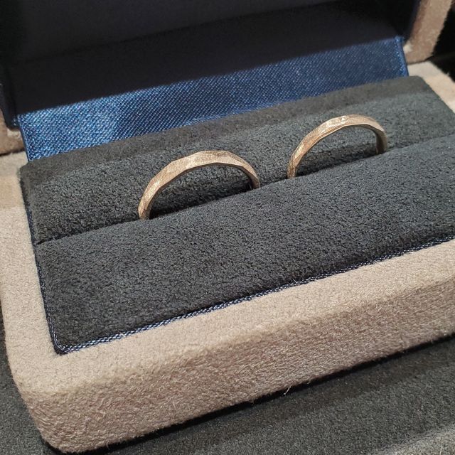 【BRILLIANCE+(ブリリアンスプラス)の口コミ】 インターネットで写真を見て、デザインと色味に一目惚れしました。店舗で…