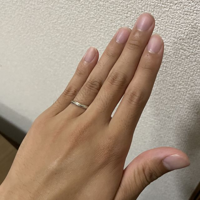 【ケイウノ ブライダル(K.UNO BRIDAL)の口コミ】 もともとウェーブで探していました。ケイウノのこの種類の指輪はプラチナ…