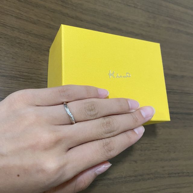 【ケイウノ ブライダル(K.UNO BRIDAL)の口コミ】 プラチナとピンクゴールドの２色使い。一見シンプルな指輪に見えますが、…