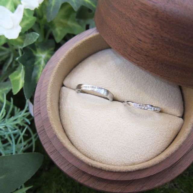 【COLANY(コラニー)の口コミ】 知人にいくつか指輪のお店を紹介いただき、色々見た中で「ブルームーン」…