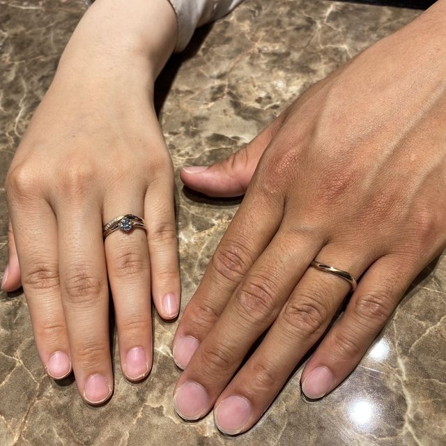 【BIJOUPIKO(ビジュピコ)の口コミ】 カーブしている形や、違う素材がラインとして入っているところ、またそこ…