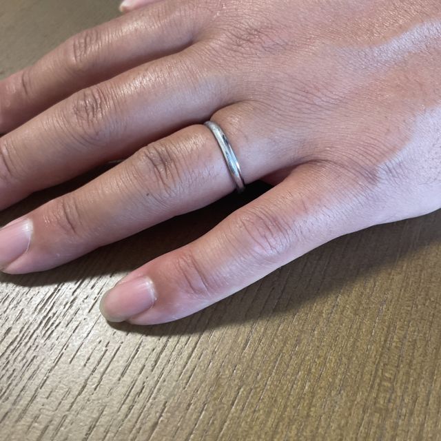 【銀座ダイヤモンドシライシの口コミ】 まず、付け心地がとてもよかったです。これから毎日つけるとなると、指に…