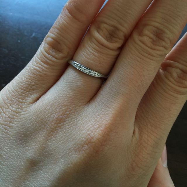 【ラザール ダイヤモンド(LAZARE DIAMOND)の口コミ】 婚約指輪としたもらった物がlazarediamondさんの指輪でした。婚約指輪と結…
