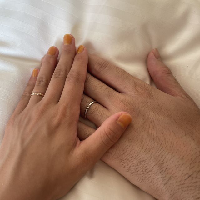 【Flowaves(フロウェーブス)の口コミ】 細い指輪を探していました。何個か見た中で、形が好みだったこと、ストー…