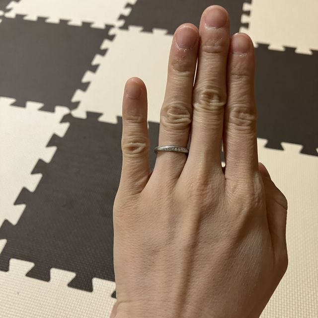 【ラザール ダイヤモンド(LAZARE DIAMOND)の口コミ】 値段、デザイン、かわいさやつけやすさ、パートナーの好み、文字を刻印で…