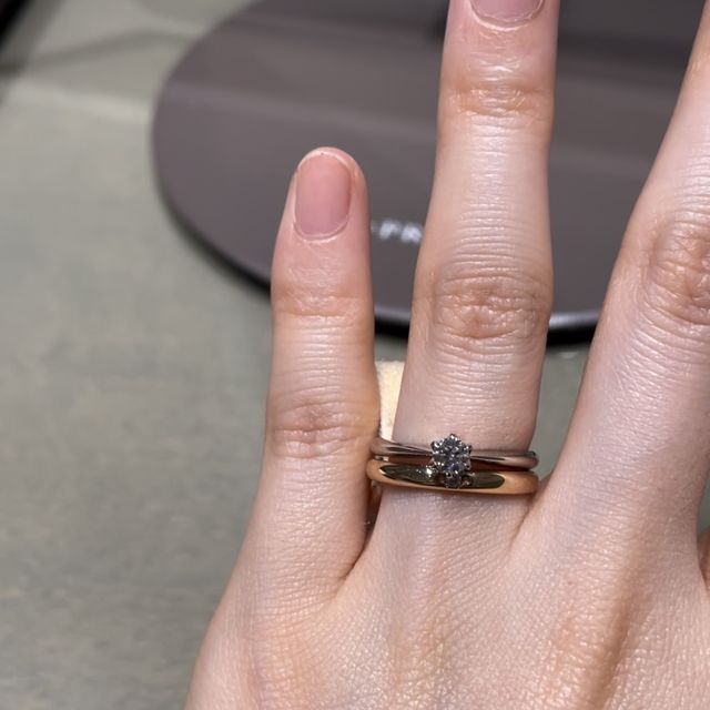 【アイプリモ(I-PRIMO)の口コミ】 デザインはとてもシンプルなものを選びました！色はピンクゴールドにした…