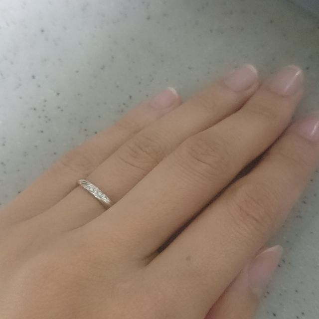 【4℃ BRIDAL(ヨンドシーブライダル)の口コミ】 付き合っているときから4℃でプレゼントを頂いていたので私も彼も結婚指輪…