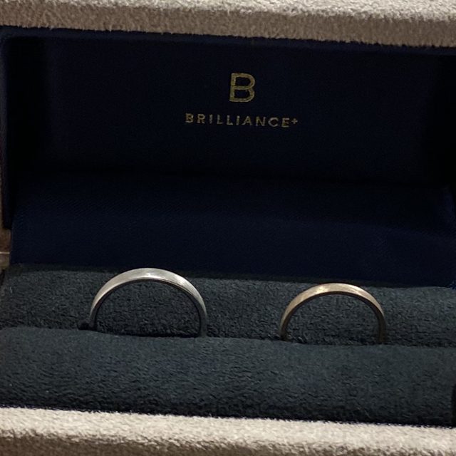 【BRILLIANCE+(ブリリアンスプラス)の口コミ】 元々マットタイプで、指輪の内側が角ってないものを探していたところ、丁…