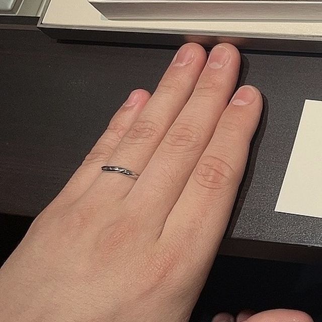 【アイプリモ(I-PRIMO)の口コミ】 ストレートなデザインは手に合わないとのことだったので、ひねりのあるデ…