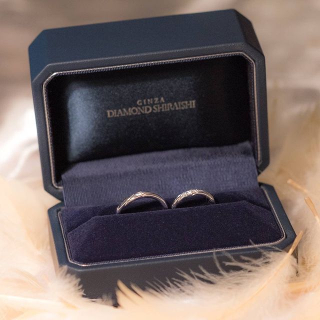 【銀座ダイヤモンドシライシの口コミ】 指輪のデザインが豊富で一つ一つダイヤの光り方が違うところが凄く気に入…