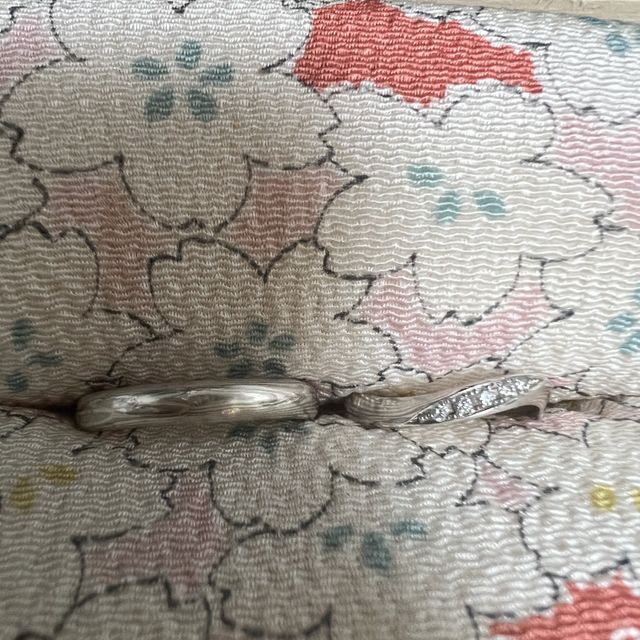 【杢目金屋(もくめがねや)の口コミ】 他のブランドにはない、木目という指輪がとても夫婦共々気に入りまして選…