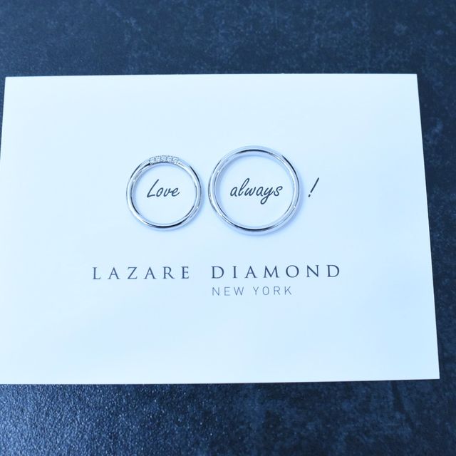 【ラザール ダイヤモンド(LAZARE DIAMOND)の口コミ】 ダイヤの質とデザインにこだわりました。
ラザールさんのダイヤの輝きが好…