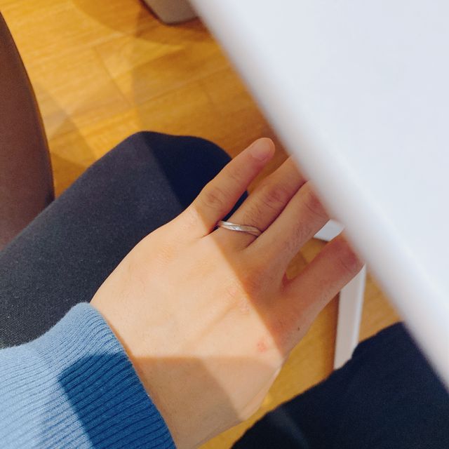 【BRILLIANCE+(ブリリアンスプラス)の口コミ】 結婚指輪に限らず普段使いでも使えそうなくらい加工を施すことができ、自…