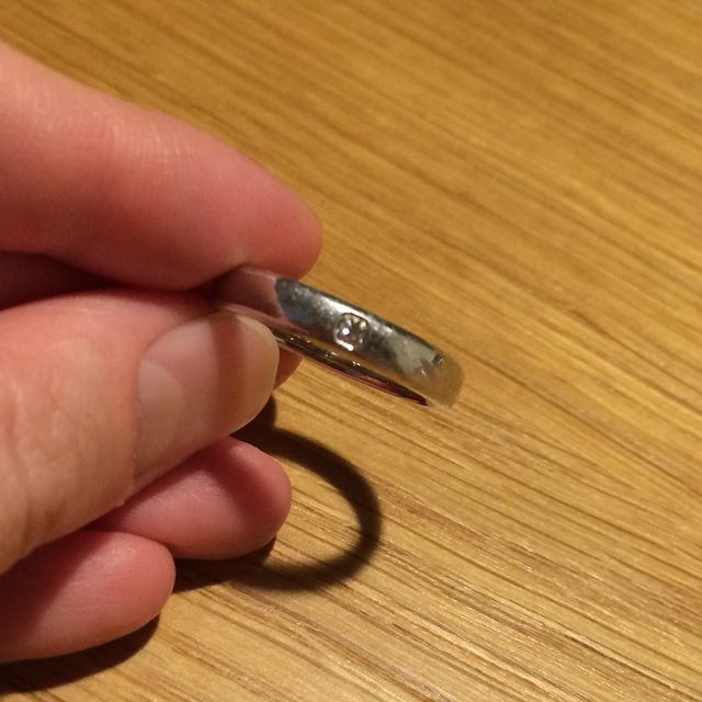 【ティファニー(Tiffany & Co.)の口コミ】 メンズもので、ダイヤの入っているものにしたくて、結果こちらになりまし…