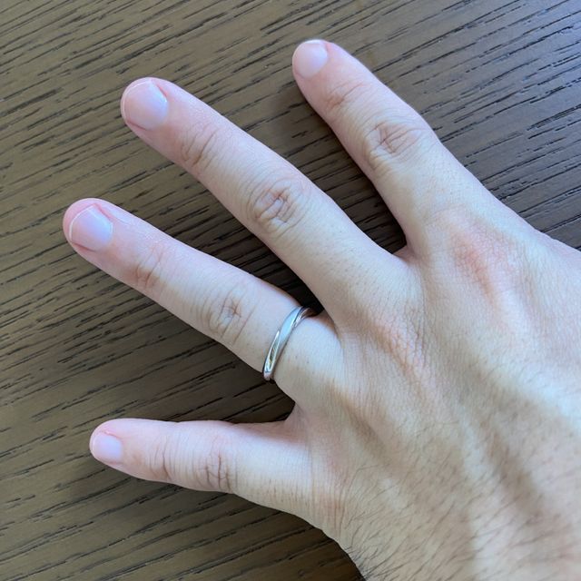 【エクセルコダイヤモンド(EXELCO DIAMOND)の口コミ】 シンプルなデザインで検討していましたが、店舗スタッフが親身になって相…