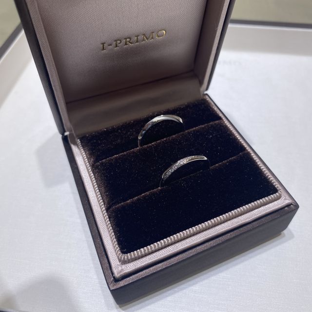 【アイプリモ(I-PRIMO)の口コミ】 婚約指輪がアイプリモだったので結婚指輪も同じブランドで揃えました。た…