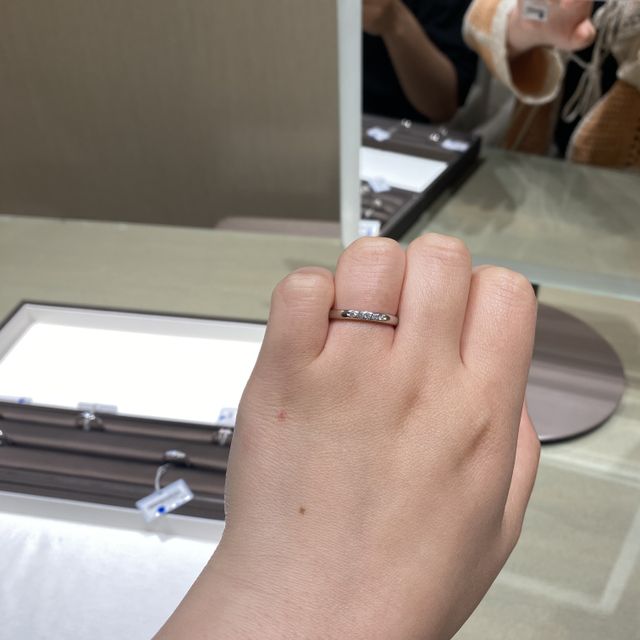 【アイプリモ(I-PRIMO)の口コミ】 こちらは購入した指輪と最後まで迷ったデザインです。店員さんにおすすめ…