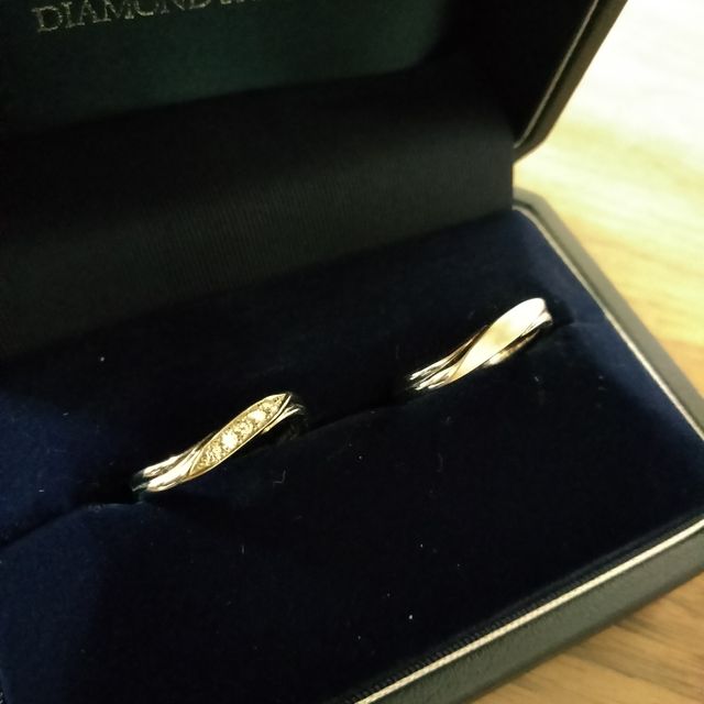 【銀座ダイヤモンドシライシの口コミ】 今までアクセサリーをつけたことがなく、派手なものが苦手でしたが、こち…