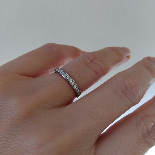 【4℃ BRIDAL(ヨンドシーブライダル)の口コミ】 プラチナでエターナルリングを探していました。
インターネットやお店で沢…