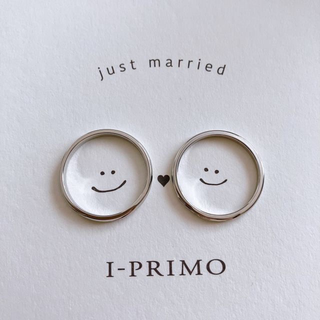 【アイプリモ(I-PRIMO)の口コミ】 シンプルでありながらもダイヤのラインが入っていることによって可愛らし…