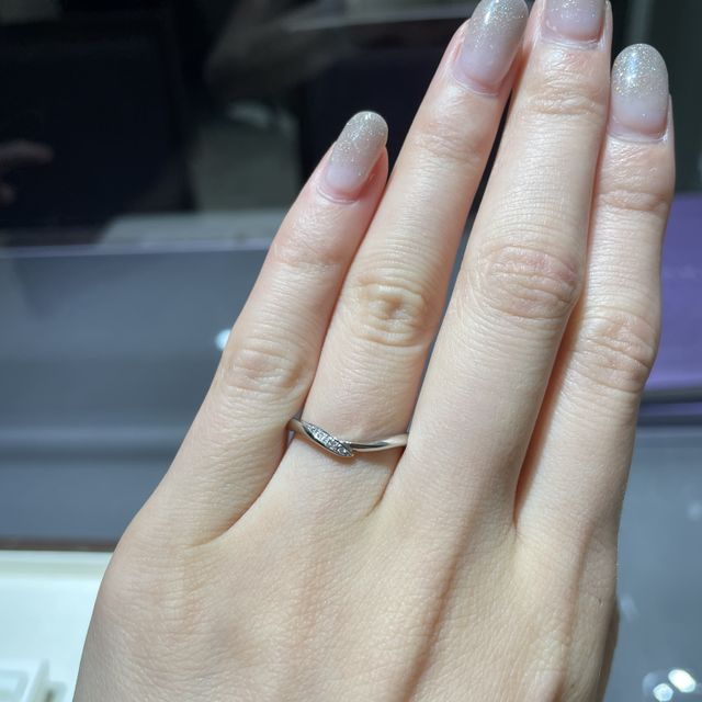 【俄(にわか)の口コミ】 アシンメトリーのV字のデザインです。初桜の中でも、V字の深さが違う2種類…