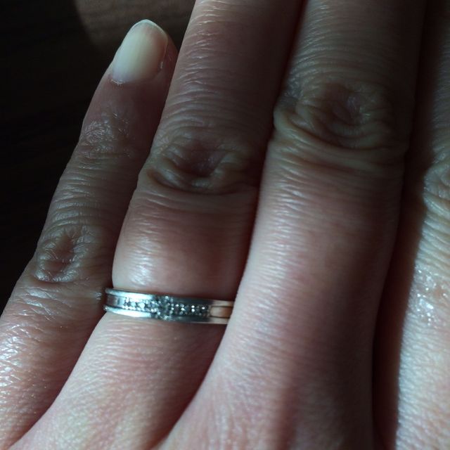 【ジュエリーツツミ(JEWELRY TSUTSUMI)の口コミ】 お互い40を越えたカップルなので派手すぎず長く身につけられるものを選び…