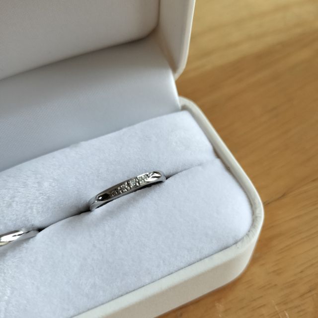 【Miss Platinumの口コミ】 シンプルである程度自由が効くデザイン、価格も重視していたところ、ミス…