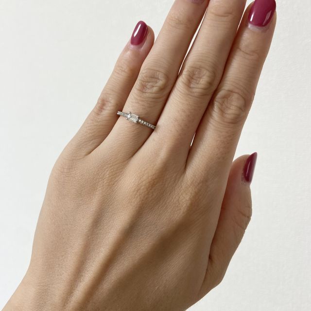 【ティファニー(Tiffany & Co.)の口コミ】 普段からシンプルなデザインや甘くなりすぎないデザインのものが好きだっ…