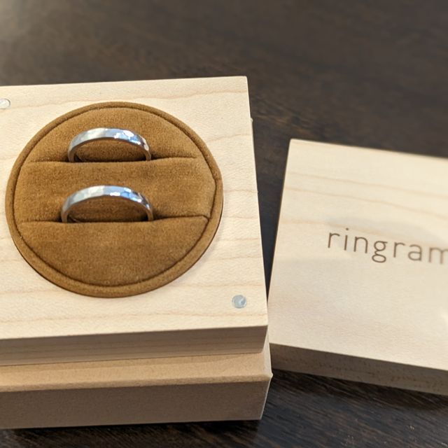 【ringram(リングラム)の口コミ】 さまざまなブランドの指輪を雑誌や店舗にてはじめは見ておりましたが、最…