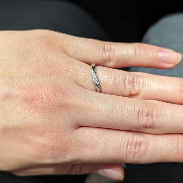【アイプリモ(I-PRIMO)の口コミ】 指輪のデザインがどのお店も似ていて、決め手に欠けていたが、手のかたち…