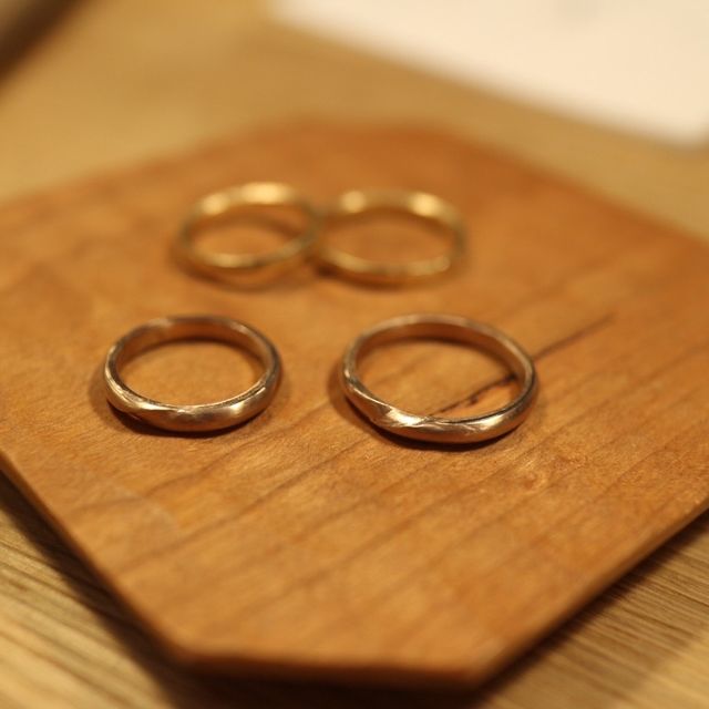 【CRAFY(クラフィ)の口コミ】 結婚指輪を作らせて頂きました！
対応して頂いた方がとっても親切で、仕上…