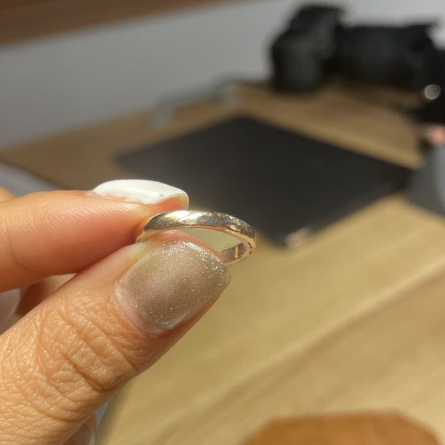 【CRAFY(クラフィ)の口コミ】 結婚指輪を作らせて頂きました！
対応して頂いた方がとっても親切で、仕上…