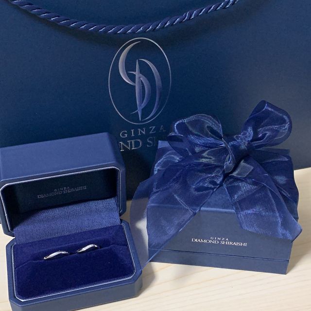 【銀座ダイヤモンドシライシの口コミ】 正直なところそこまで指輪にこだわりがなく、とにかくシンプルなものでい…