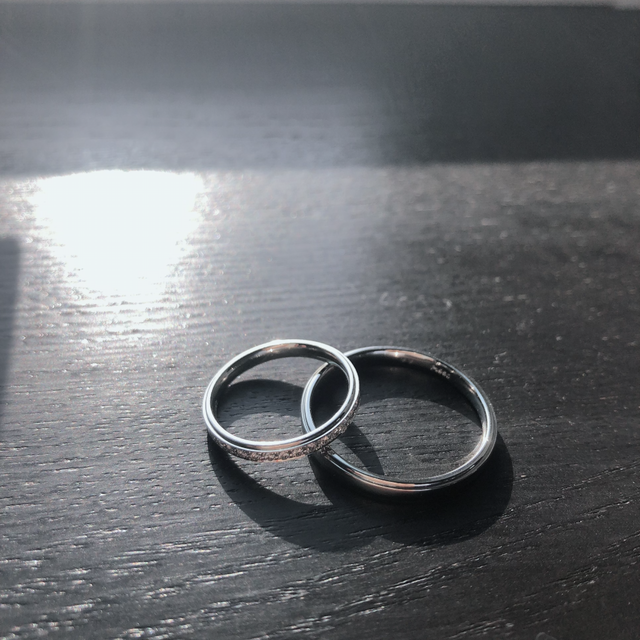 【LOVE NOTESの口コミ】 仕事中や、冠婚葬祭でも融通の効く、また華奢でキラキラした指輪を探して…