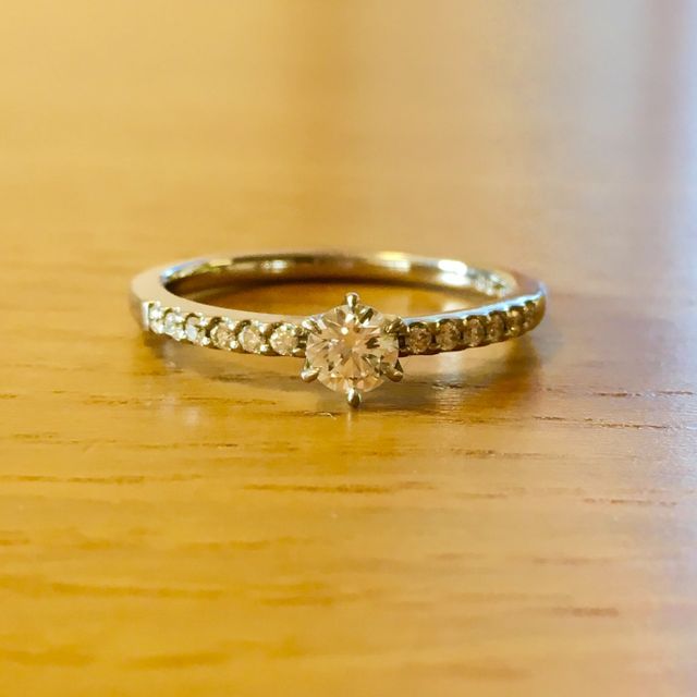 【ROYAL ASSCHER(ロイヤル・アッシャー)の口コミ】 来店するまではロイヤルアッシャーの知識はなかったのですが、お店のスタ…