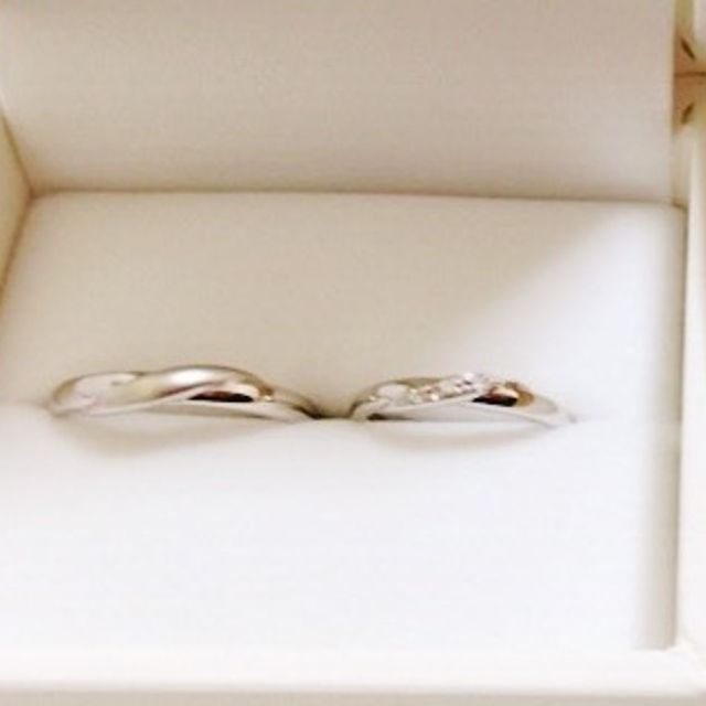 【MILK&Strawberry(ミルクアンドストロベリー)の口コミ】 デザインが可愛らしいかったこと。
金属のランクを下げたことで価格が安く…