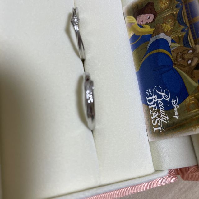 【ケイウノ ブライダル(K.UNO BRIDAL)の口コミ】 ディズニーがずっとすきで、絶対ディズニー公式な指輪がいいと思っていた…